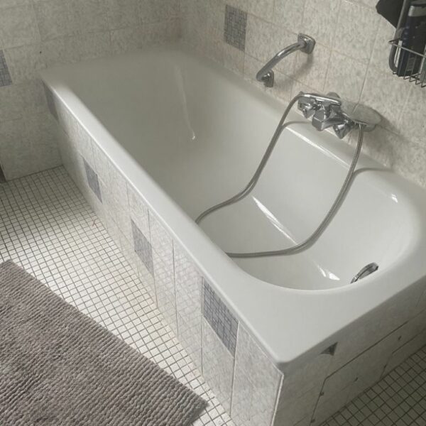 Badewanne neu